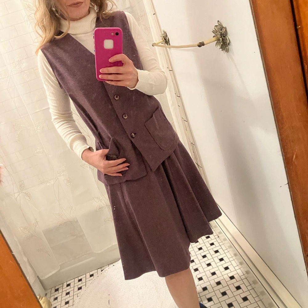 Vintage style 2 piece suit, small / medium. EUC